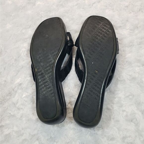 Calvin Klein 7.5 Yanni slide wedge cut out heel - Picture 6 of 7